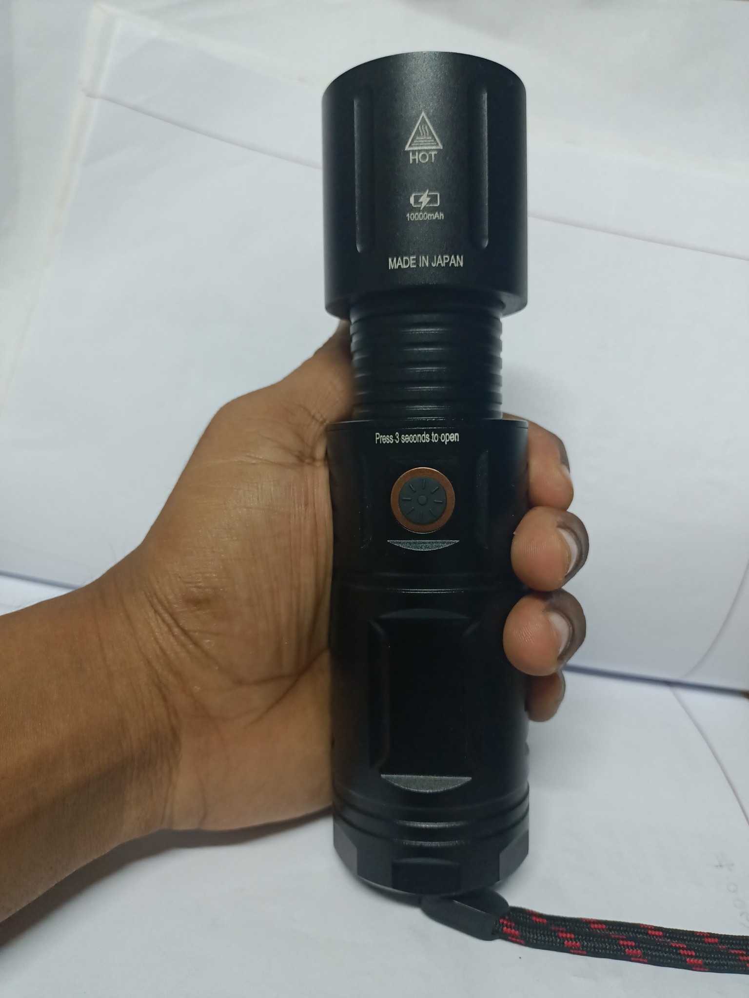 Super Power multi functional Rechargeable Led Flesh light With Power Bank Made in Japan Zoom Touch 10000mAh battery